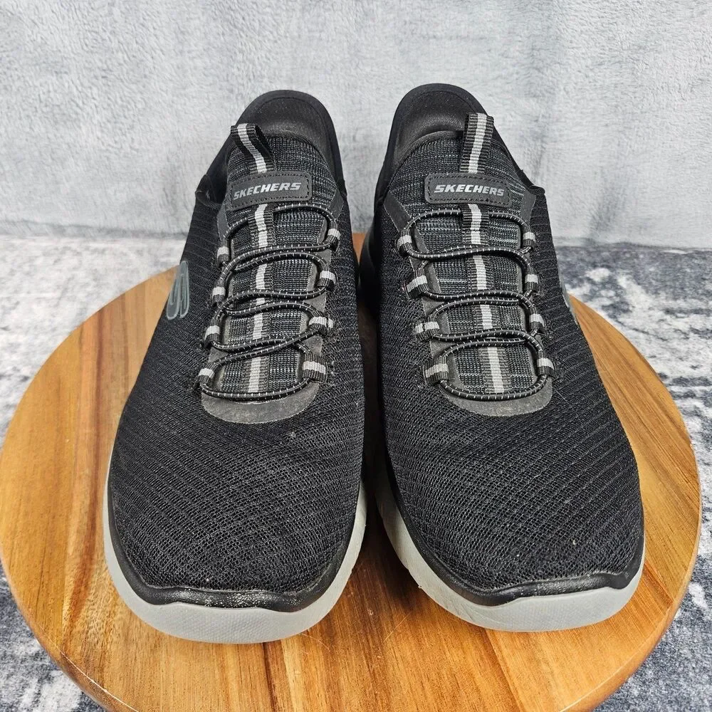 Skechers Summits Hands Free Slip Ins Men’s Size 8.5 Wide Black Sneakers 232457W